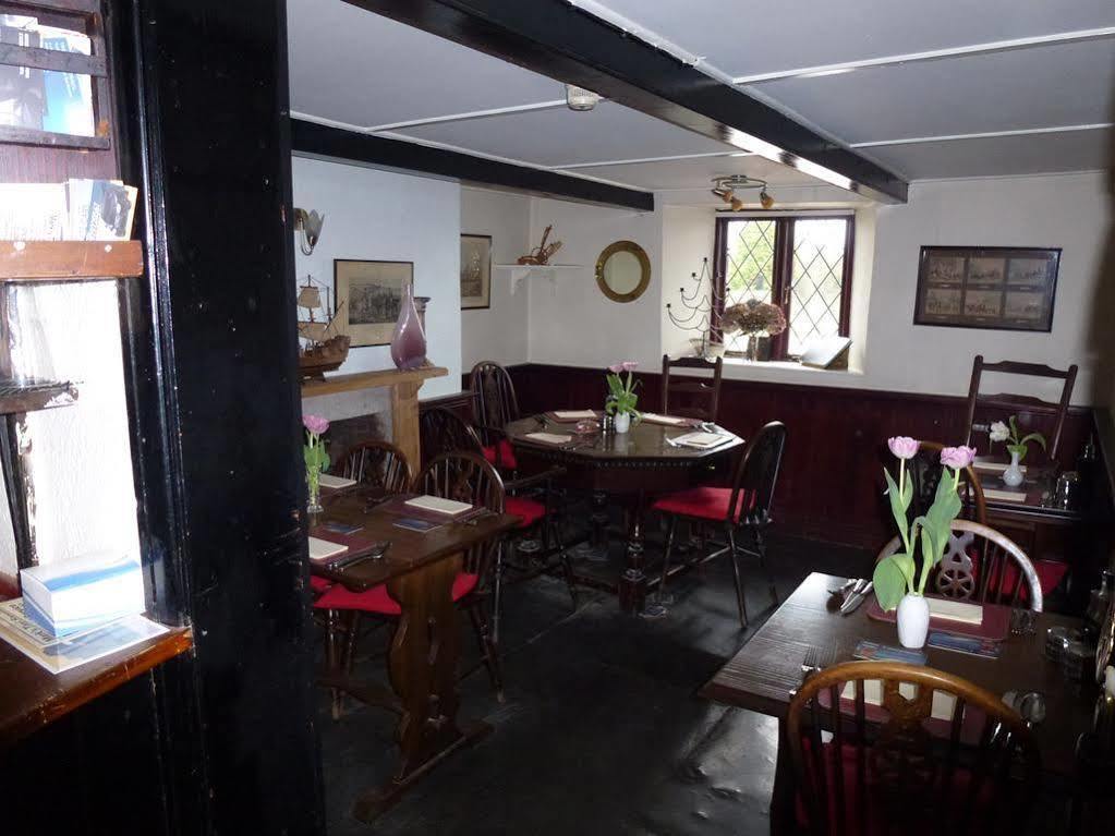 Cornish Arms Inn Port Isaac 2 Miles Pendoggett Kültér fotó